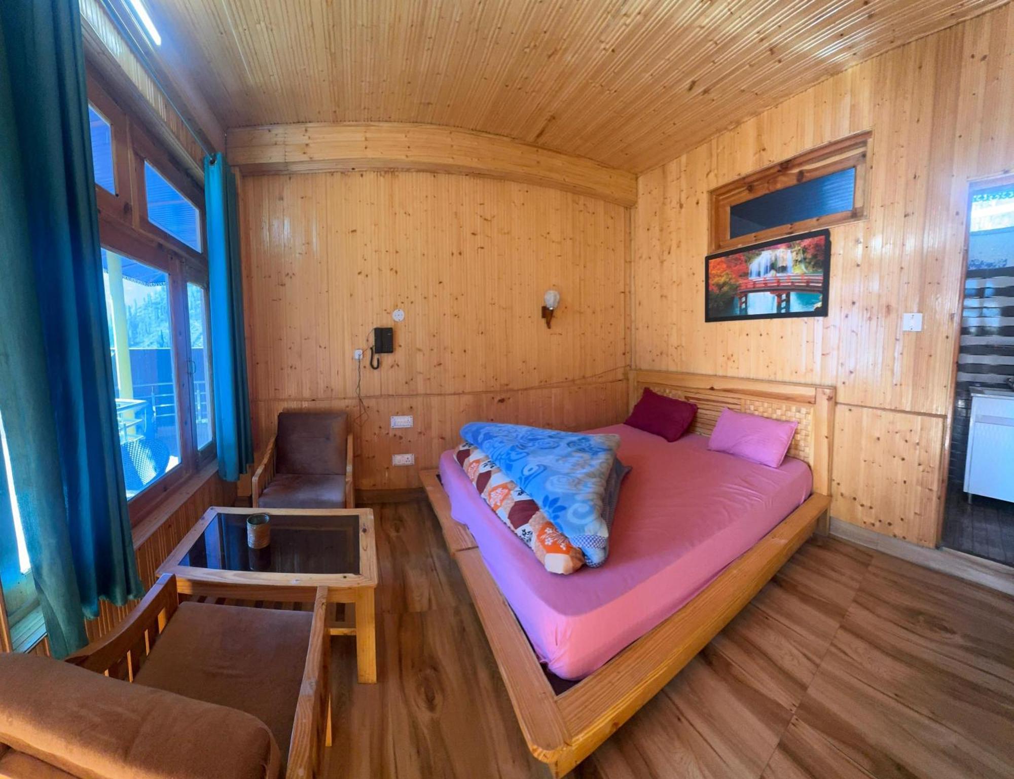 Hotel 19 Tosh Exteriér fotografie